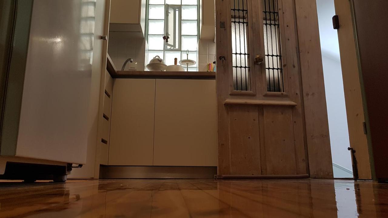 Konstantinos'S Luxury Vintage Apartment Thessaloniki Exterior photo